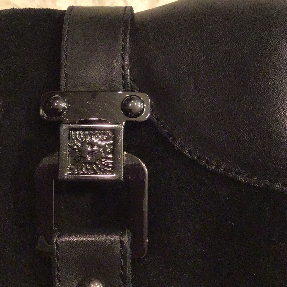 Boots - Picture 4 of 4